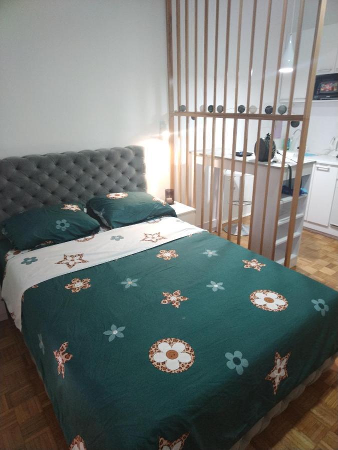 Aik Kula Studio Apartment Ягодина Екстериор снимка